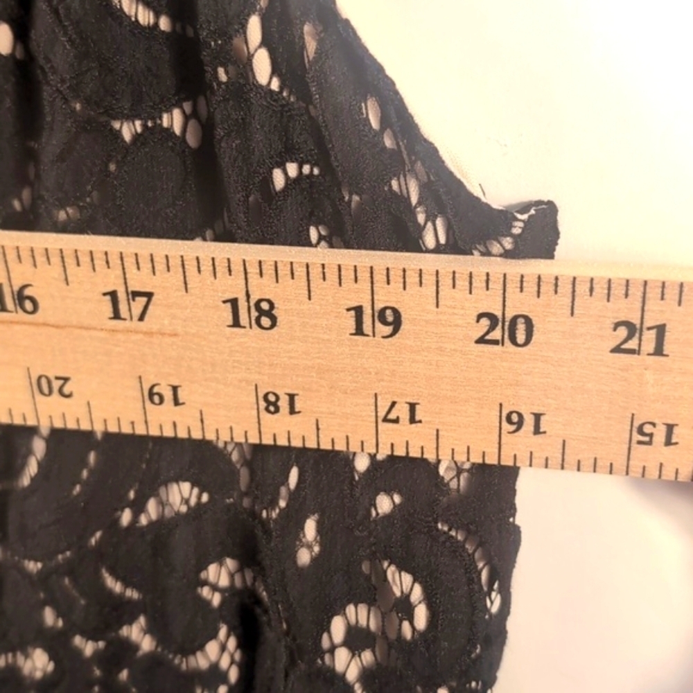 Lane Bryant Little Black Lace dress Size 20 - Picture 8 of 13
